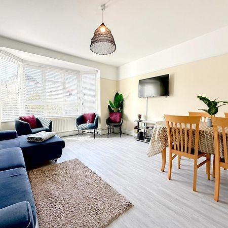 Bournemouth 3 Bedroom - Parking Eksteriør billede